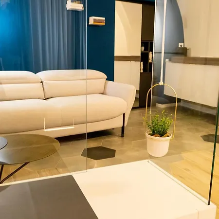 Notti D'autore Aeroporto di Catania Fontana Rossa